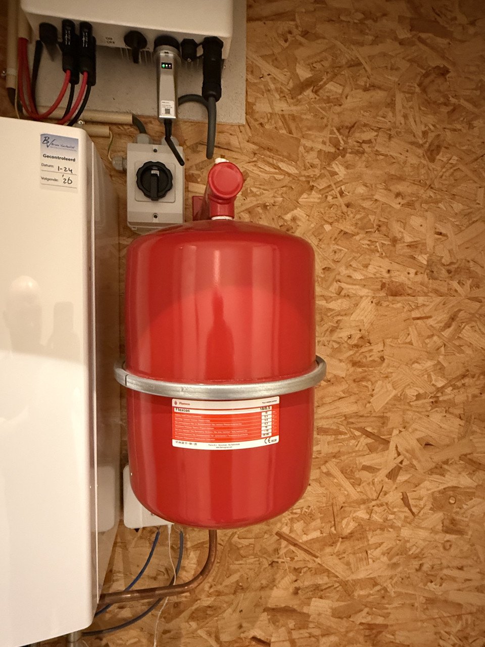 Remeha Avanta 35c met expansievat, nefit easy en dakdoorvoer