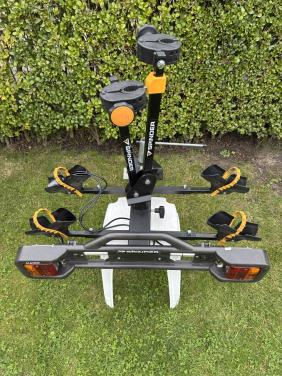 Spinder Hawk fietsdrager voor 2 fietsen.