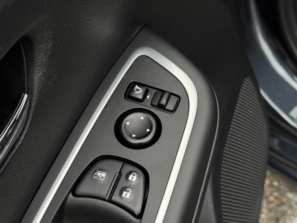 Nissan Micra 1.0 ig-t n-sport | navigatie | camera | leder/alcantara | appl