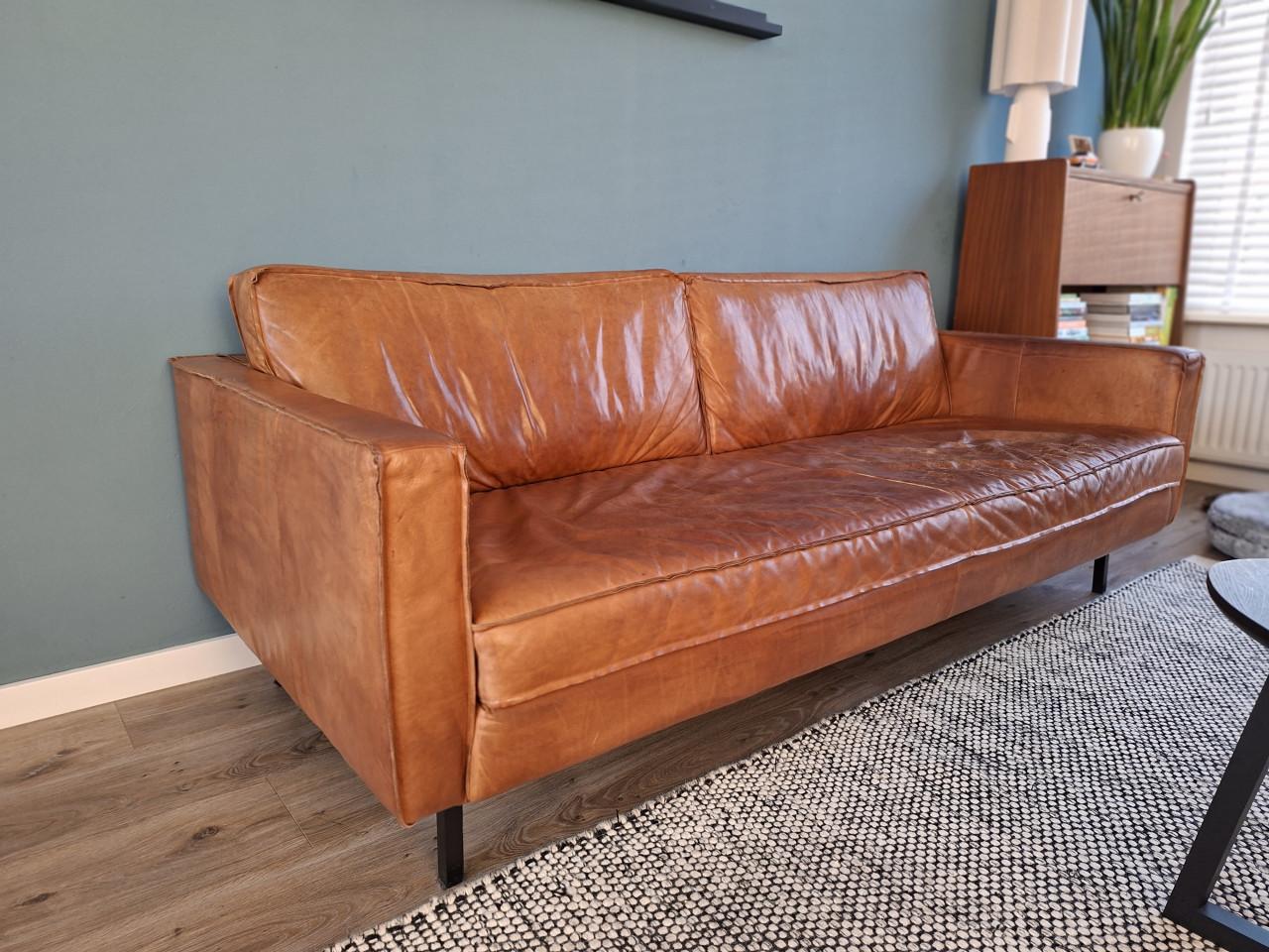 Leren bank (evt. + bijpassende loveseat).