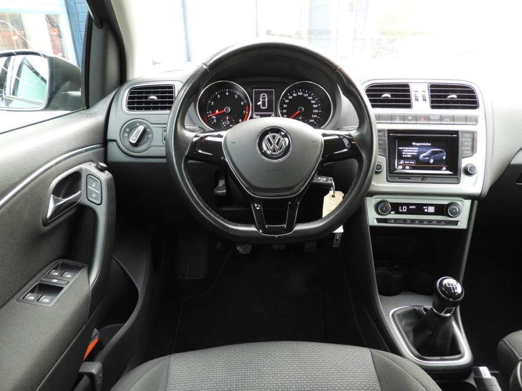 Volkswagen Polo 1.2 tsi highline nap nl auto