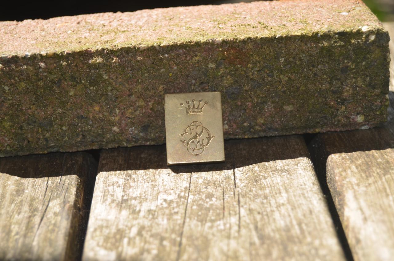 10 Cliché's waaronder familiewapens diverse afmetingen