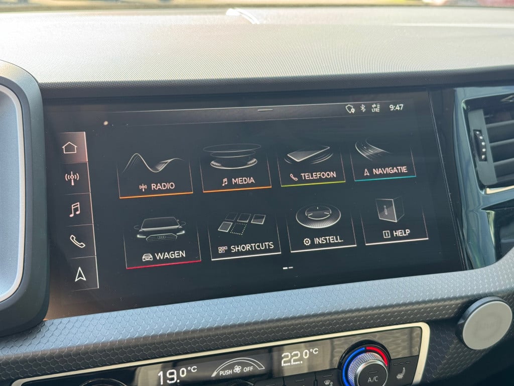 Audi A1 Sportback 35 tfsi advanced * stoelverwarming * navigatie * cruise c