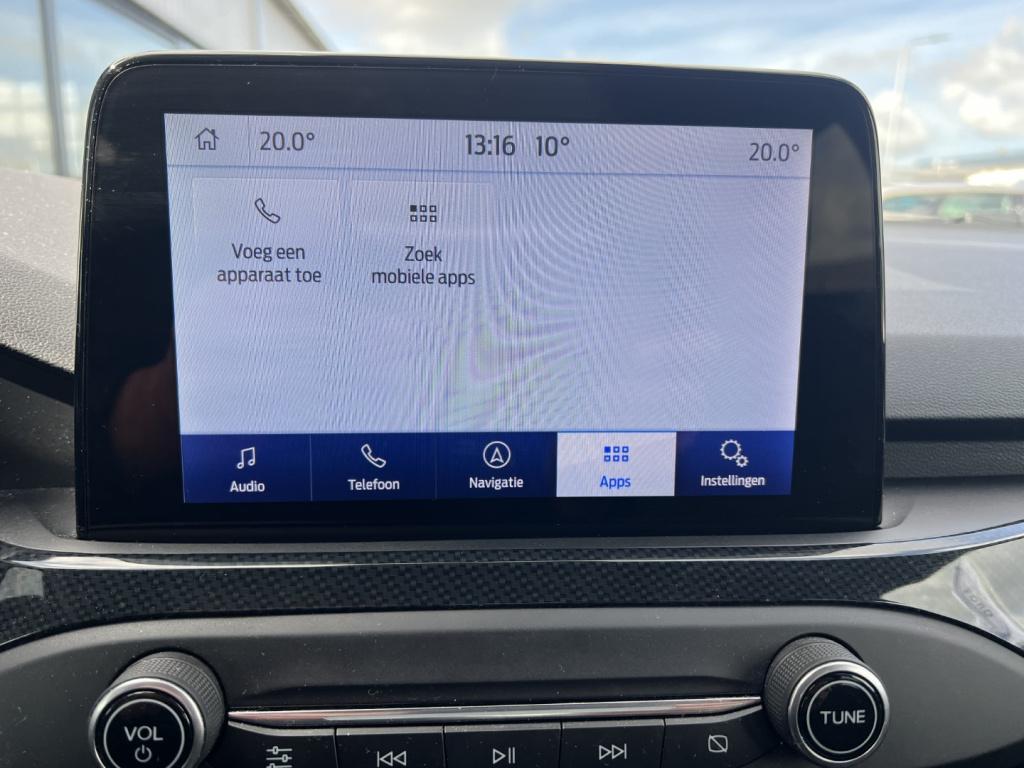 Ford Focus 1.0 ecoboost hybrid 155pk st line x , panodak , winterpack