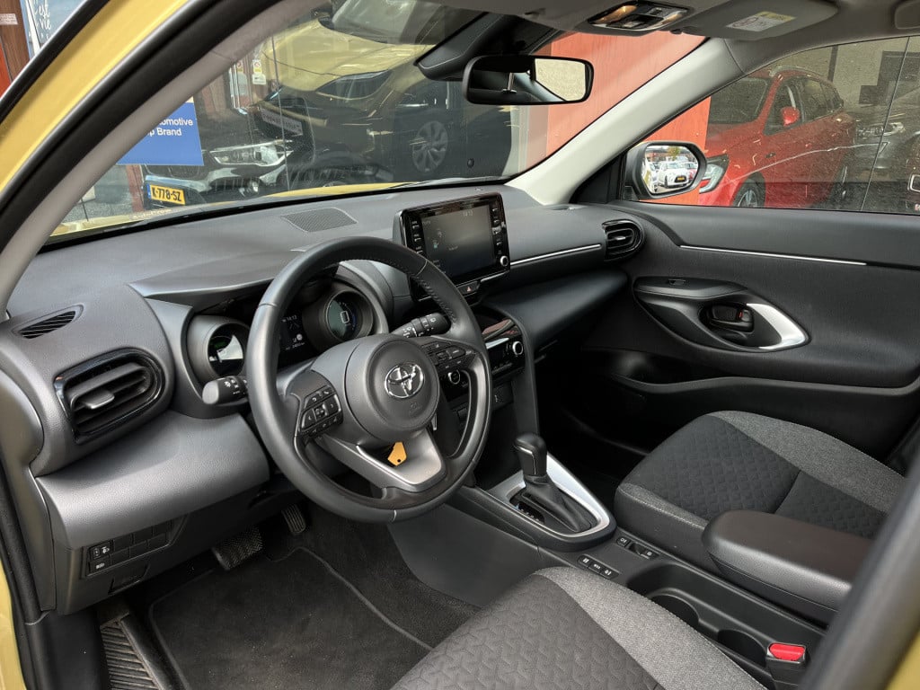 Toyota Yaris Cross 1.5 hybrid active aut | climate | cruise | camera | appl