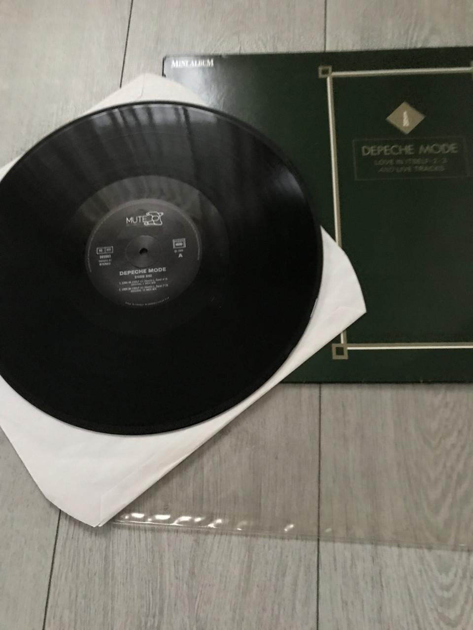 LP vinyl  -  Depeche Mode -  MINI ALBUM 1983