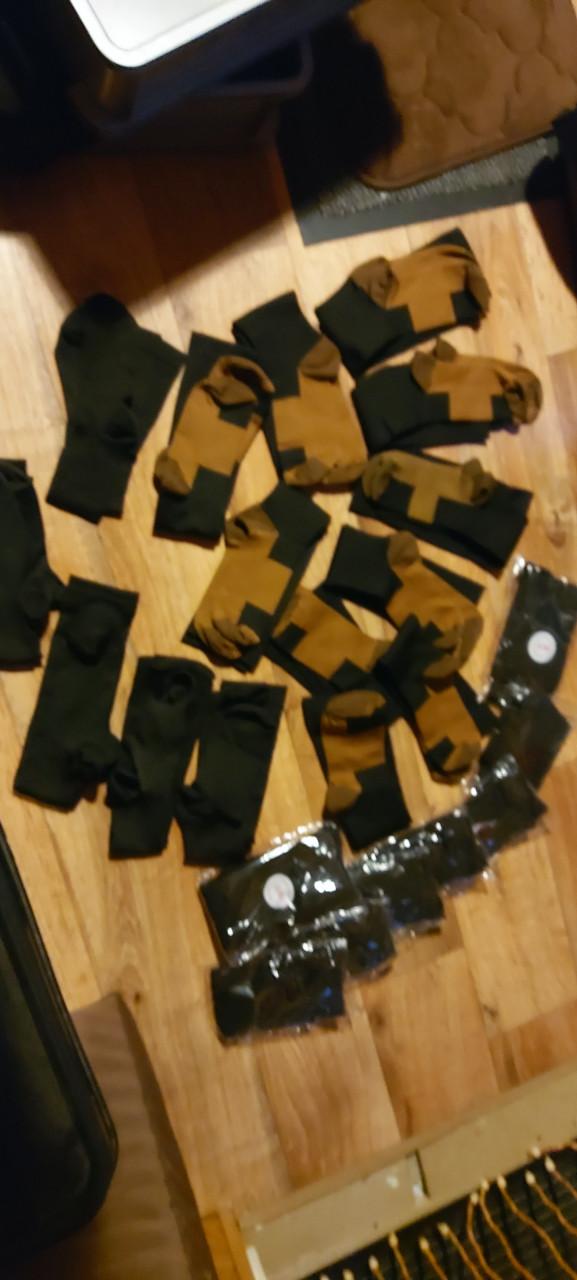 Steunkousen maat s/m 13 paar zwarte en 10 paar gekleurd(met teen)