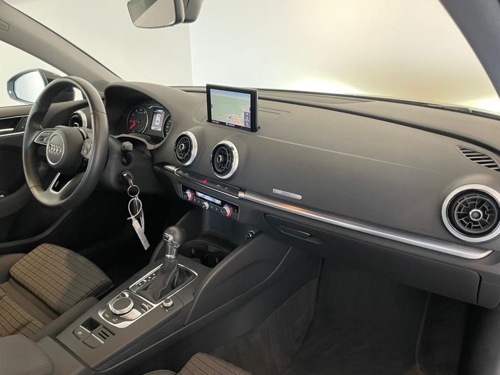 Audi A3 limousine 35 tfsi cod sport
