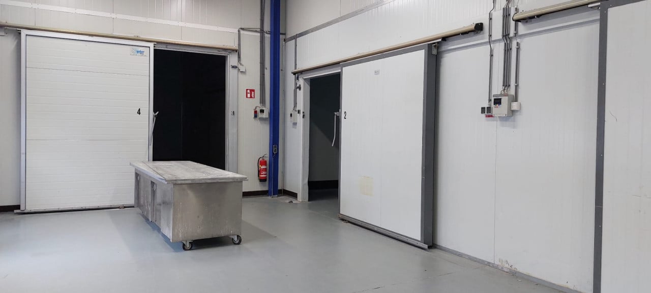 Te huur bedrijfspand met koeling