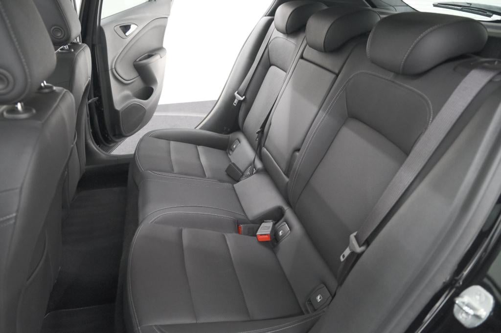 Opel Astra 130 business elegance | schuif-/kanteldak | camera | stoelventil