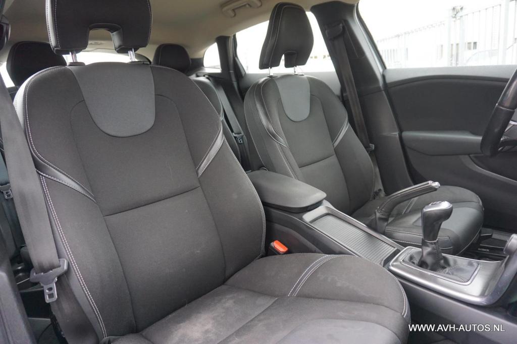 Volvo V40 2.0 d2 summum business