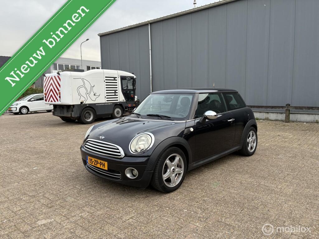 Mini 1.6 Cooper Chili Airco Navi kmst170.254 Nap BJ2008