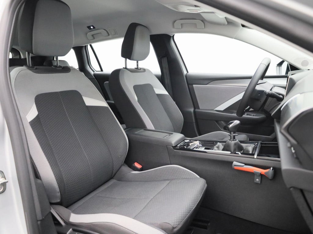 Opel Astra sports tourer 1.2 turbo | navigatie | apple carplay / android au
