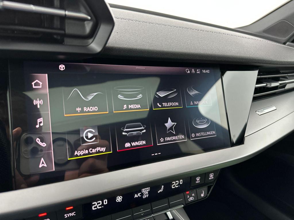 Audi A3 sportback 40 tfsi e advanced edition pano massage acc carplay s-lin