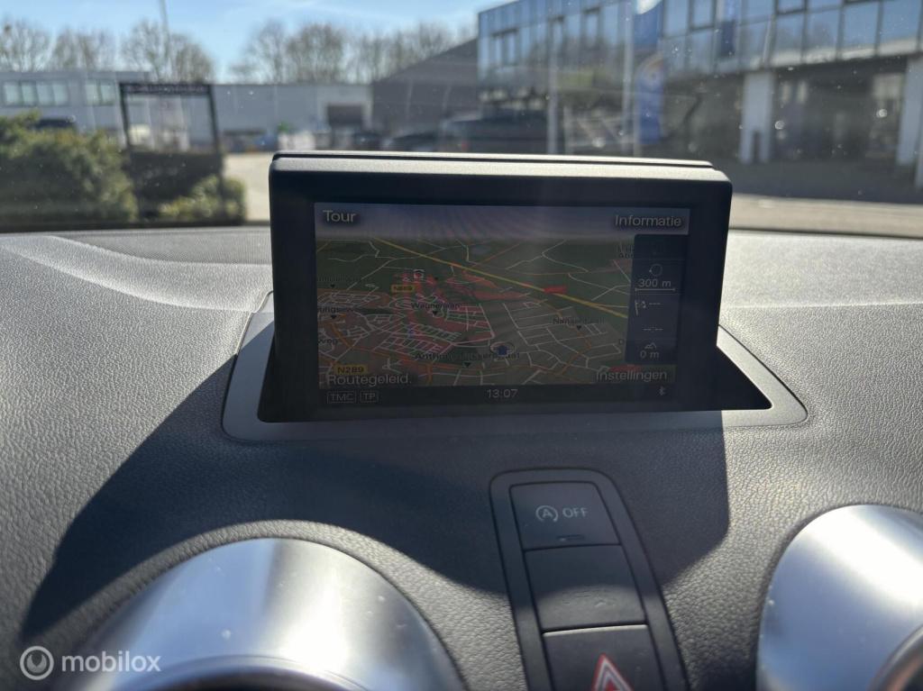 Audi A1 Sportback 1.4 tfsi pro line s-line aut/navi/xenon/stoelv.