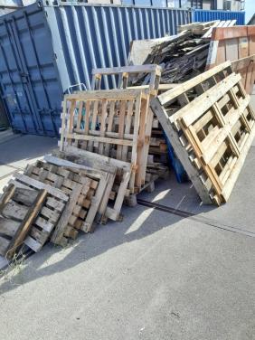 Gratis hout/ brandhout af te halen Oostkapelle