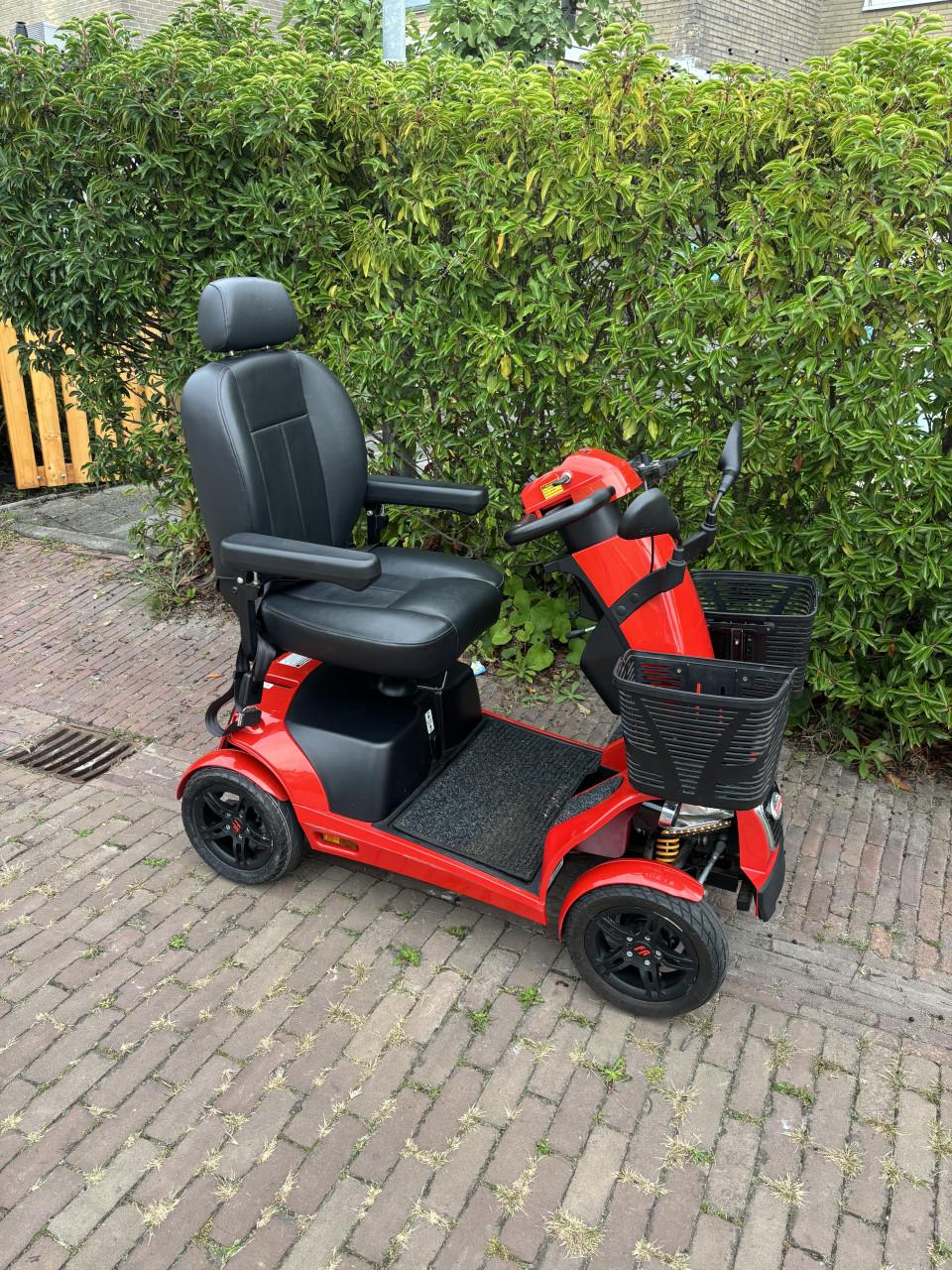Mango Freerider F1 scootmobiel 630 KM 4wielen  snelheid