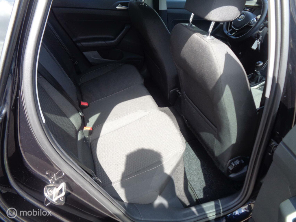 Volkswagen Polo 1.0 tsi beats/airco/pdc/carplay/17''lm velgen/led