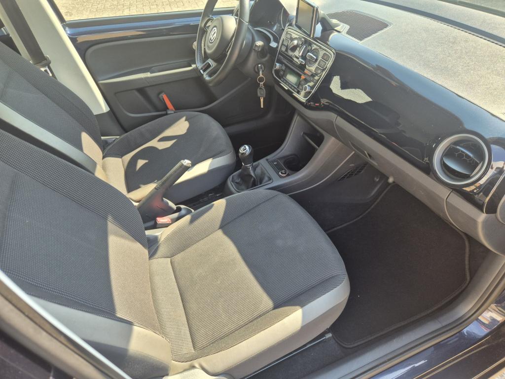 Volkswagen UP! 1.0 high up! bluemotion