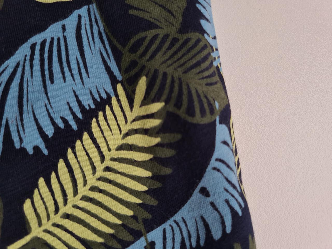Madness donker blauw / blauw / okergeel print Tshirt Maat XL
