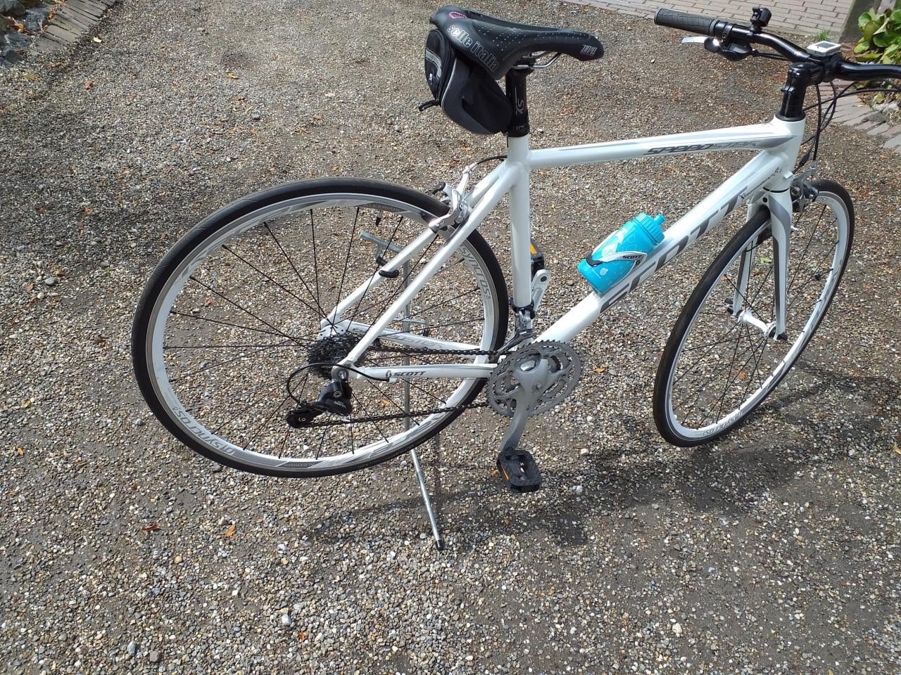 """"MOOIE SCOTT SPEEDSTER RACEFIETS NOG NIEUW  JONGENS / MEISJES""""