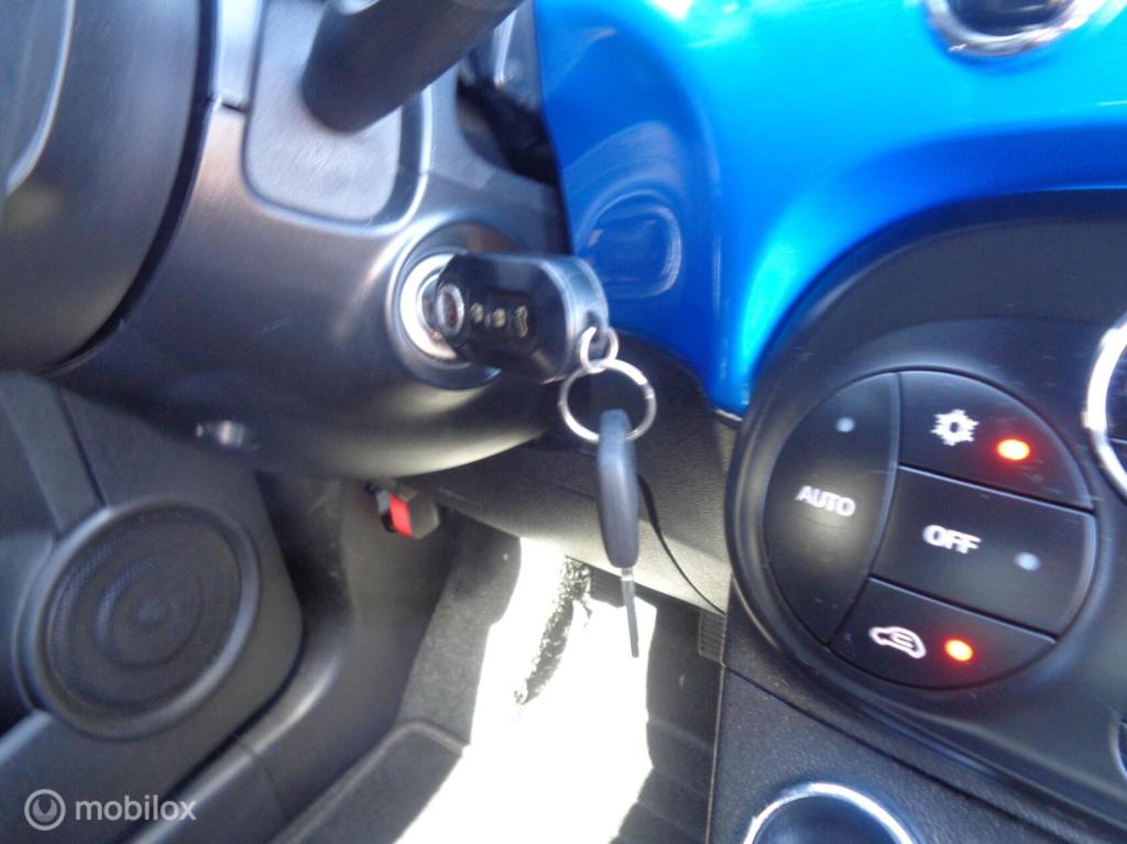 Fiat 500 1.2 sport/groot navi/ecc airco/lm velgen/dig dash/zwarte hemel stu