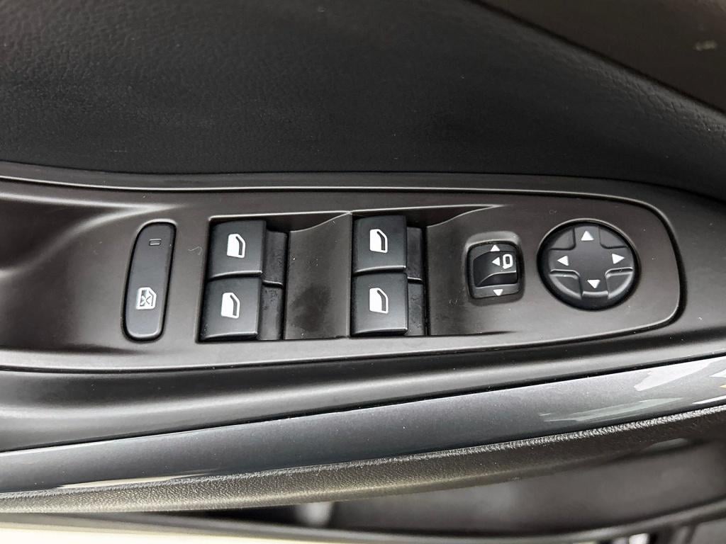Opel Grandland X 1.2 turbo business executive| trekhaak | panoramadak |