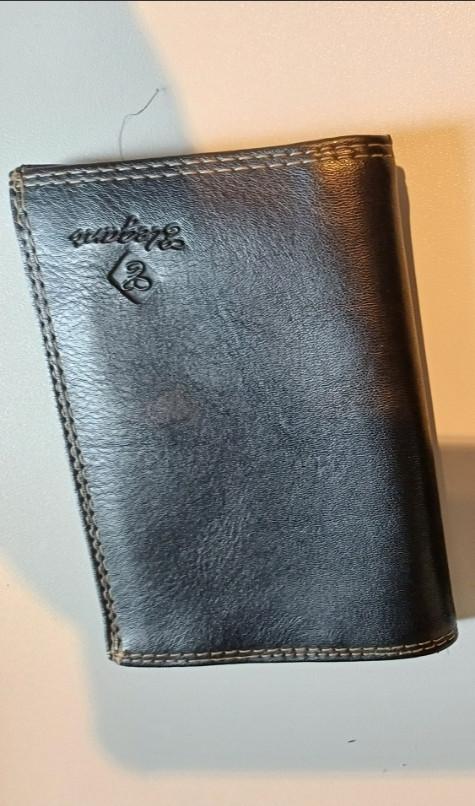 Zwarte handtas en portemonnee