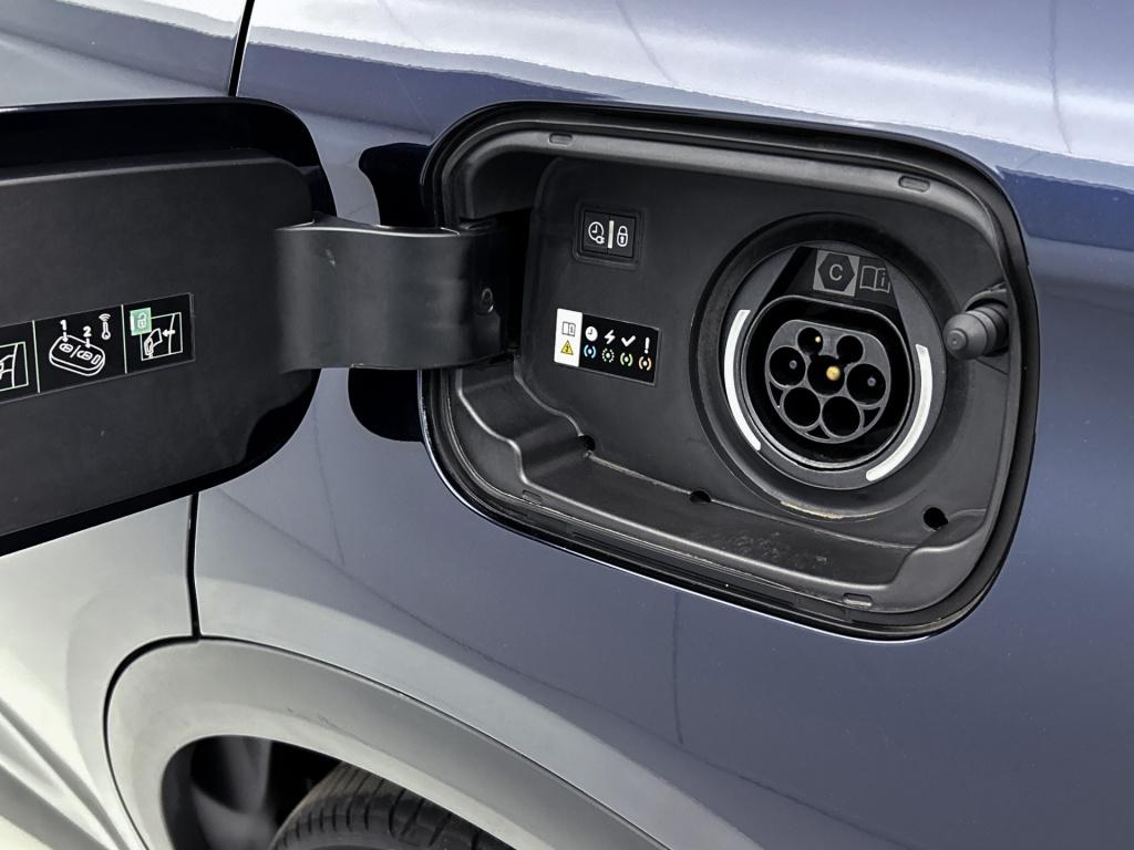 Ds Ds 7 e-tense 225 etoile | nappa zwart leder | focal hifi | wegklapbare t