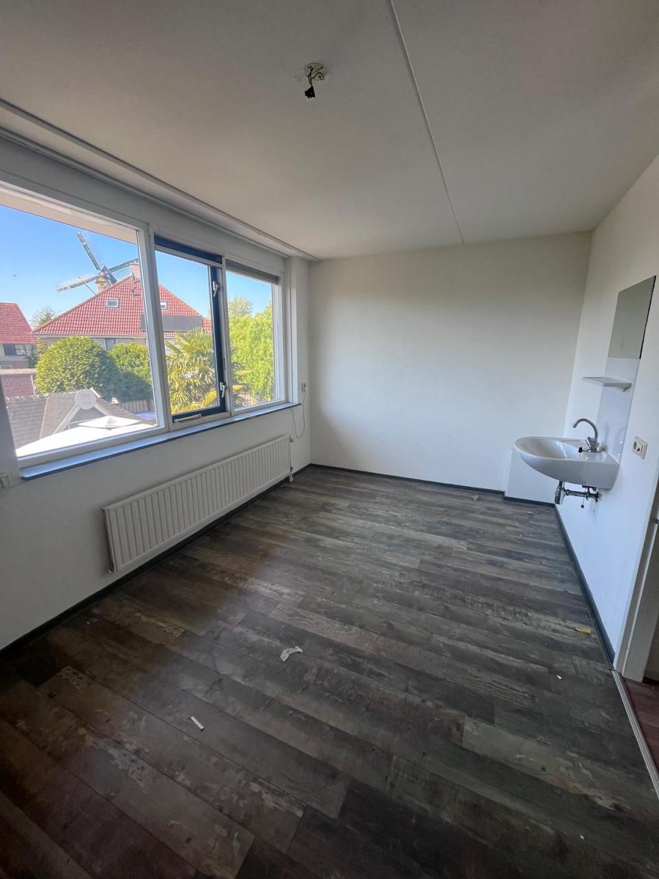Burg. C Koertstraat 5 Wolphaatsdijk