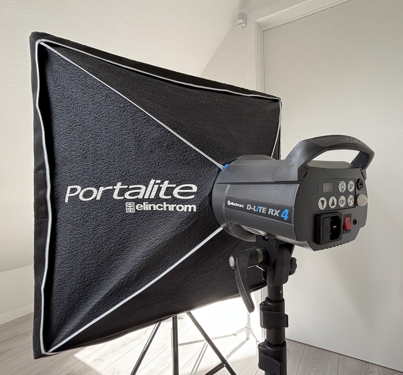 Studioflitsers Elinchrom D-lite RX4 met softboxen -- ZGAN