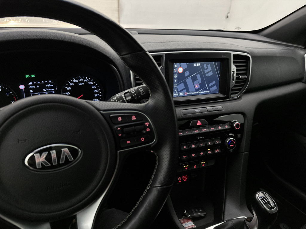 Kia Sportage 1.6 t-gdi gt-line | panoramadak | trekhaak | stuur- en stoelve