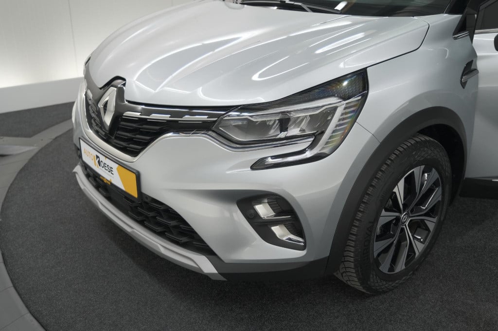 Renault Captur mild hybrid 140 edc techno | camera | 9.3 inch scherm | appl
