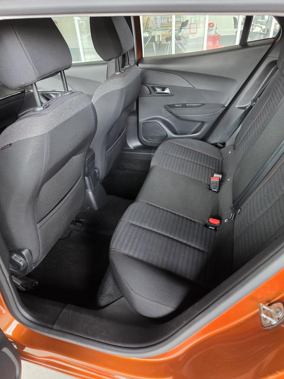 Peugeot 2008 puretech 1.2 2021
