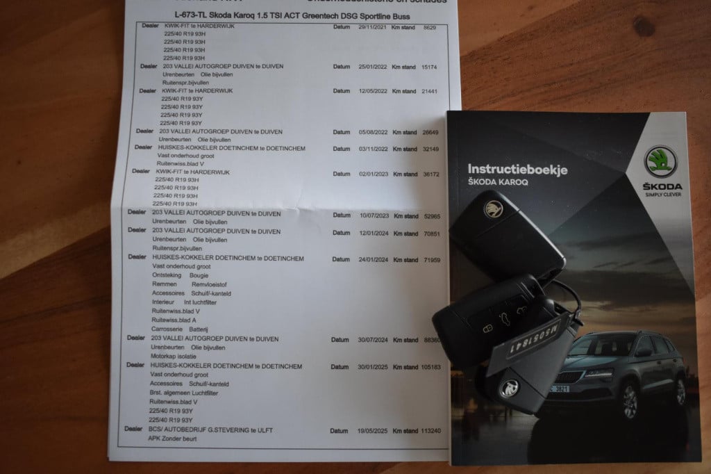 Skoda Karoq 1.5 tsi act sportline | panoramadak | canton | dealer onderhoud