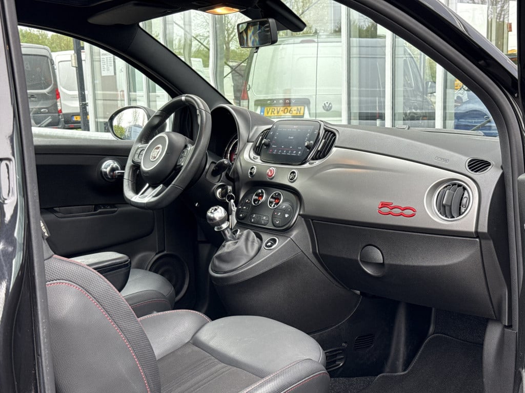 Fiat 500 1.0 hybrid sport | nl-auto | panorama | carplay | navi | clima | c