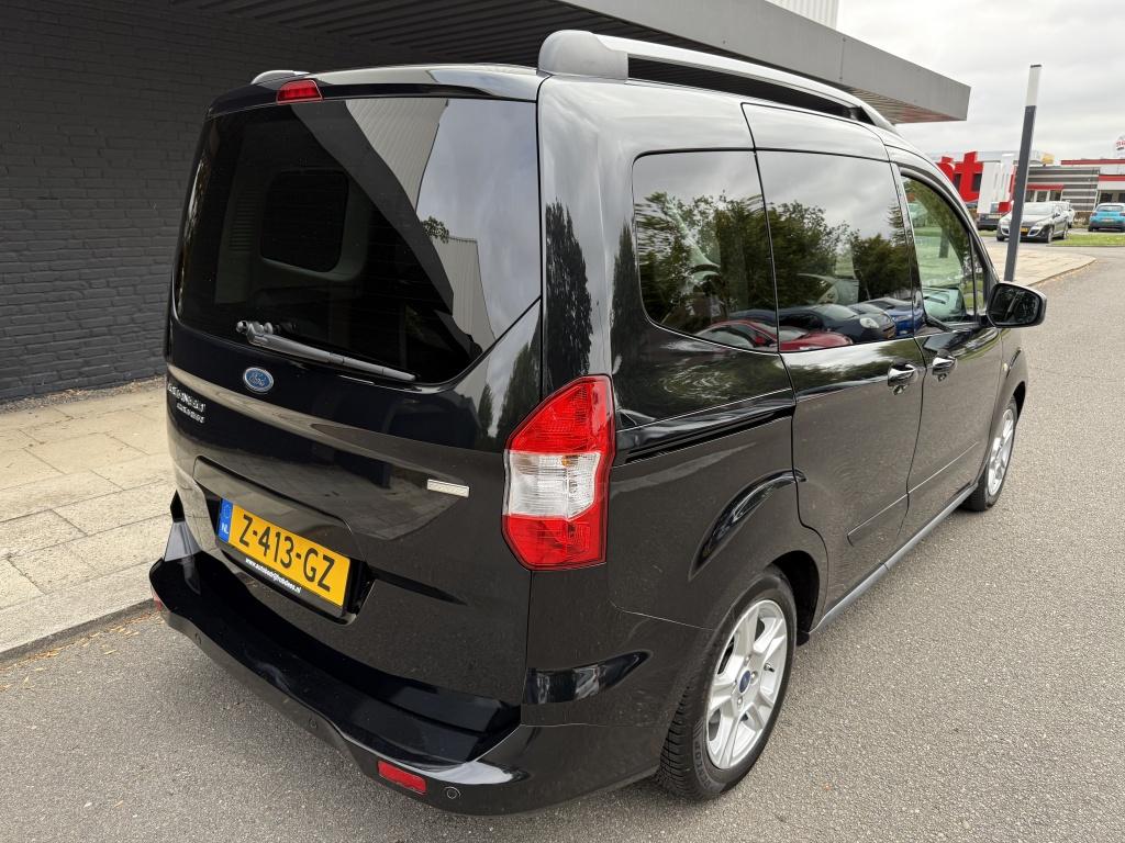 Ford Tourneo Courier 1.0 titanium