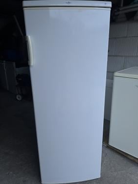 A+. Klasse Koelkast 144x55x57 cm. HBD. 239 liter