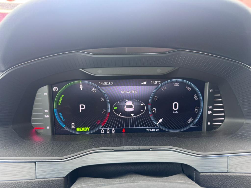 Skoda Superb combi 1.4 tsi iv business edition plus