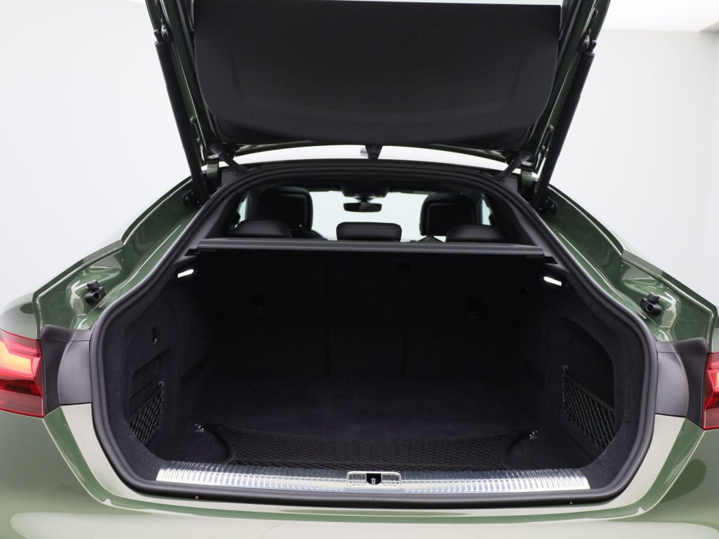 Audi A5 sportback 35 tfsi s edition competition | automaat  | panorama dak 