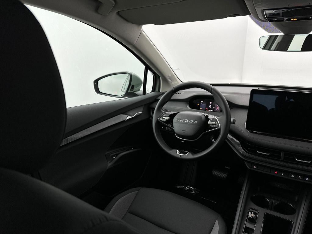 Skoda Elroq selection elektromotor 125 kw / 170 pk suv elektri