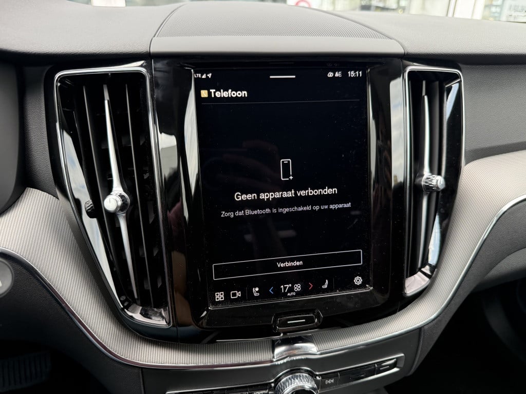 Volvo XC60 2.0 t6 awd + dark