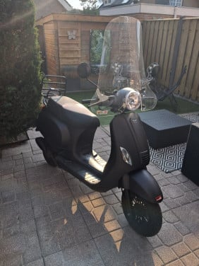 Scooter Cashmere