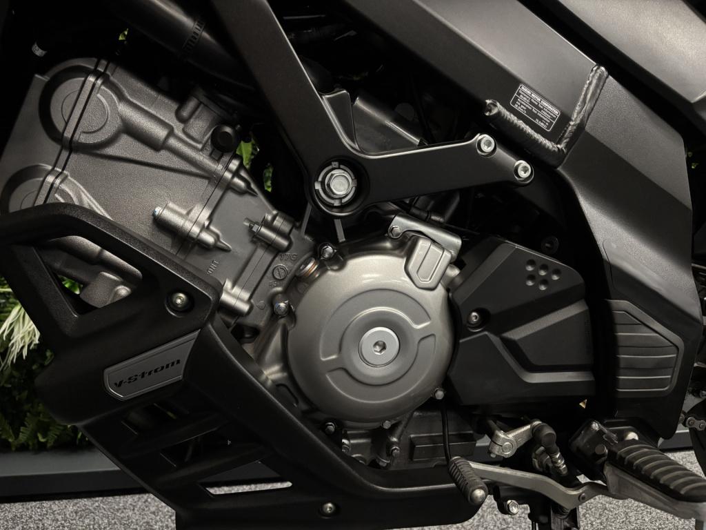 Suzuki V-strom dl650 xta sport abs