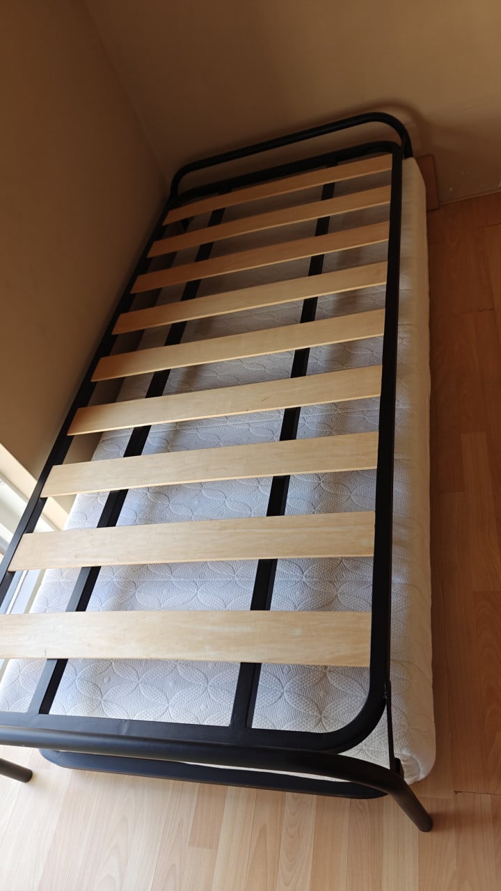 Bed onderschuifbaar 2 x 1 persoons