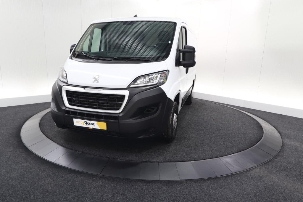 Peugeot Boxer 330 2.2 bluehdi 120 l1h1 premium | trekhaak | camera | betimm