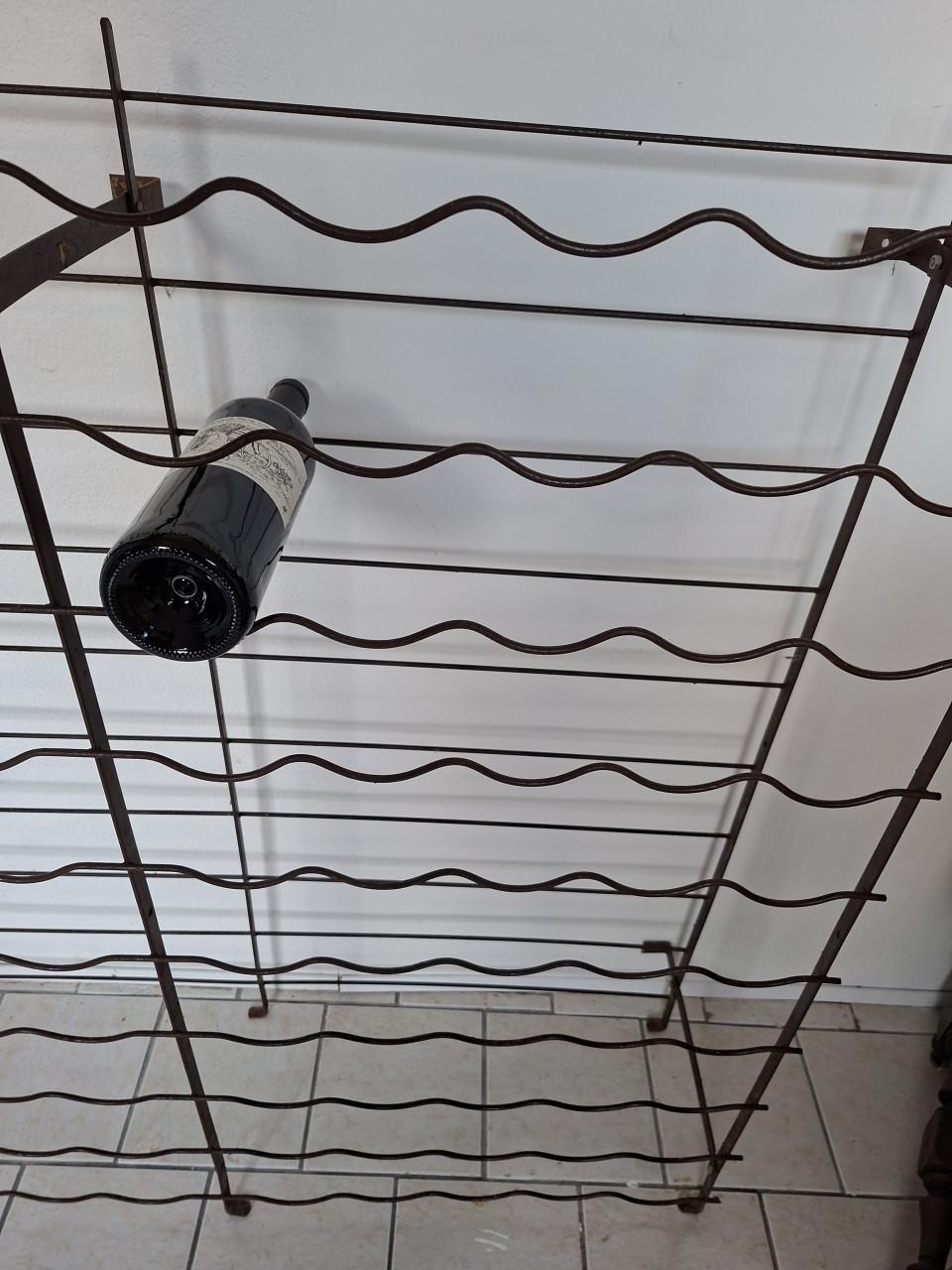 (wijn)Flessenrek voor 100 flessen !!