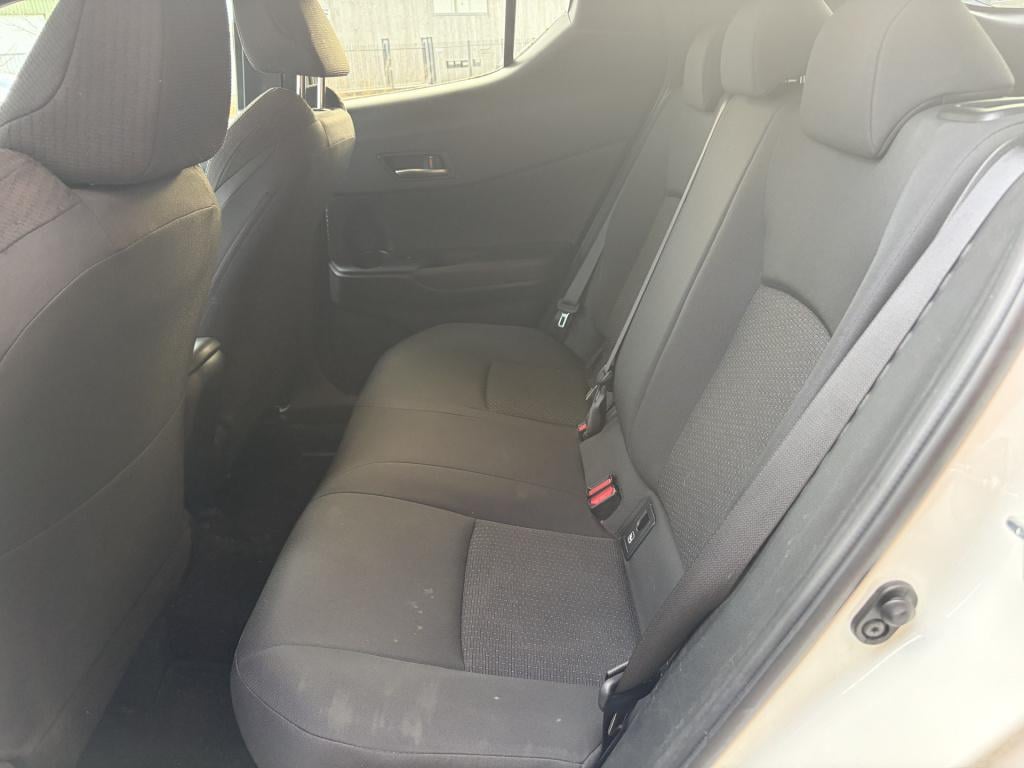 Toyota C-hr 1.8 hybrid dynamic