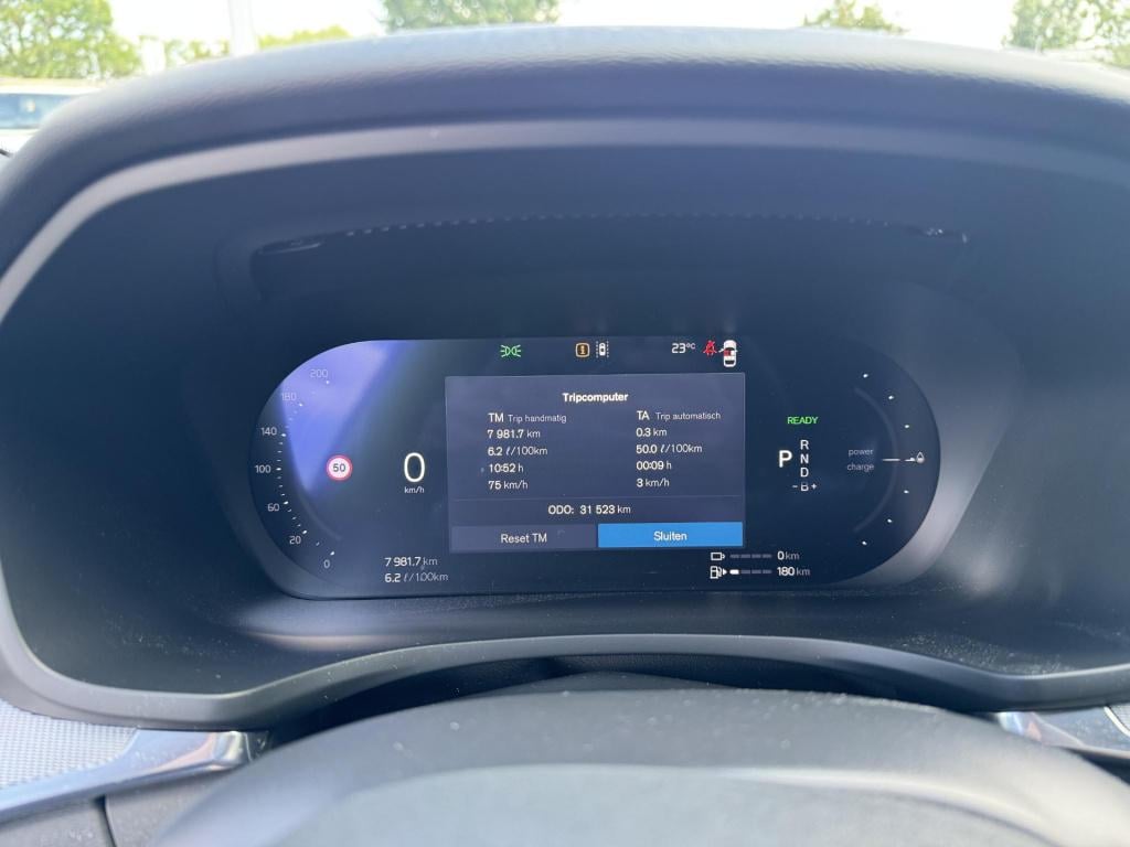 Volvo V60 2.0 t6 plug-in hybrid awd plus dark trekhaak|complete auto