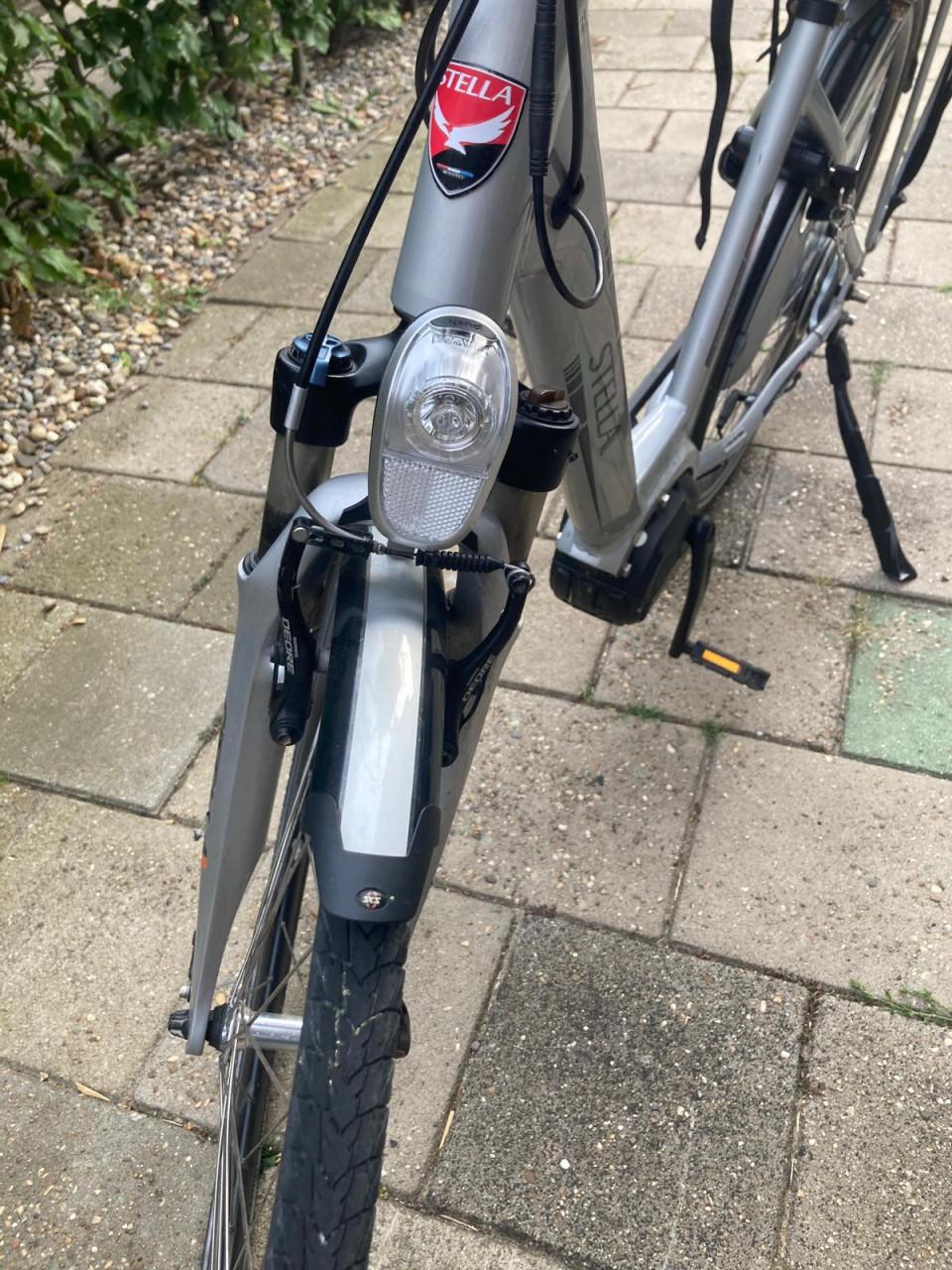 Elektrische fiets Stella Novara (Defect). Als opknapper of voor onderdelen.